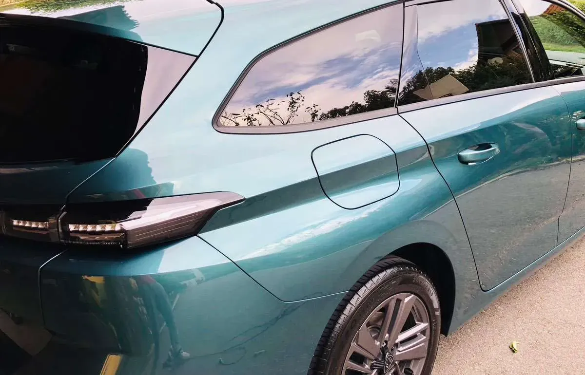 Peugeot 308 2022 photo 2