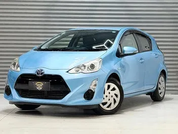 Toyota Aqua 2015 photo 4