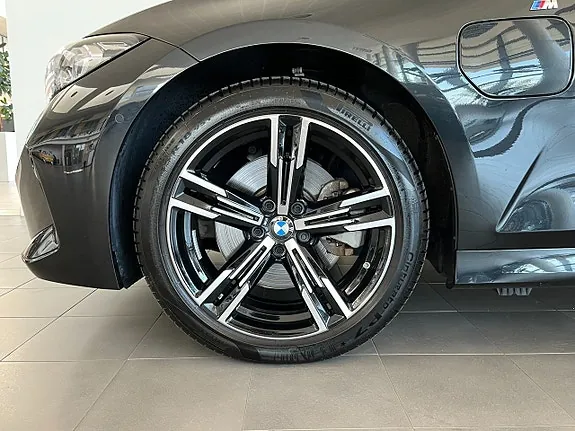 BMW 330E 2025 photo 4