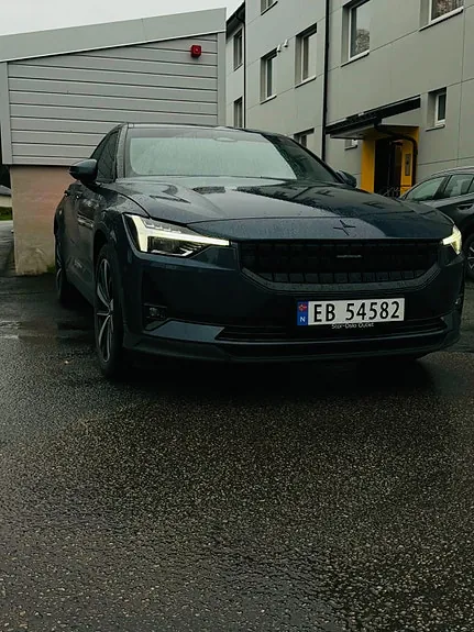 Polestar 2 2021 photo 3