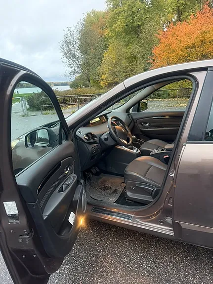 Renault Grand Scenic Iii 2011 photo 4