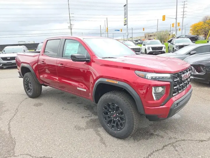 GMC Canyon 2026 photo 3