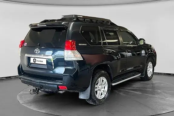 Toyota Land Cruiser 2012 photo 5