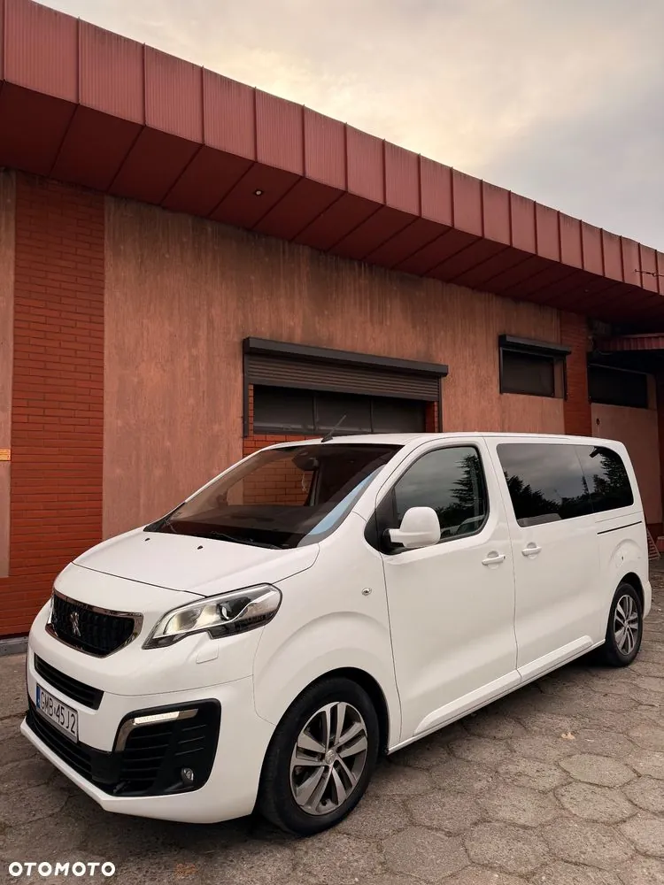 Peugeot Traveller