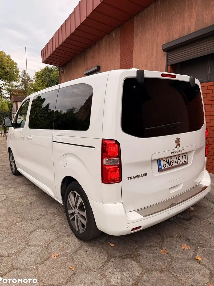 Peugeot Traveller 2017 photo 5