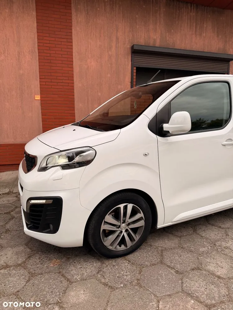 Peugeot Traveller 2017 photo 4