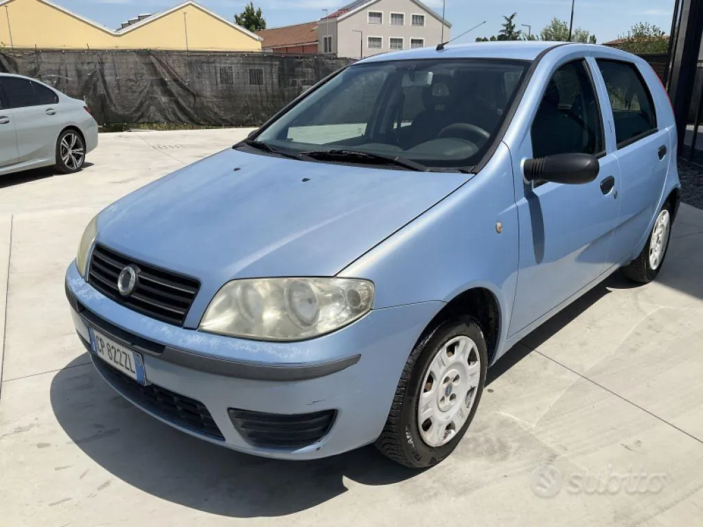Fiat Punto 2004 photo 3