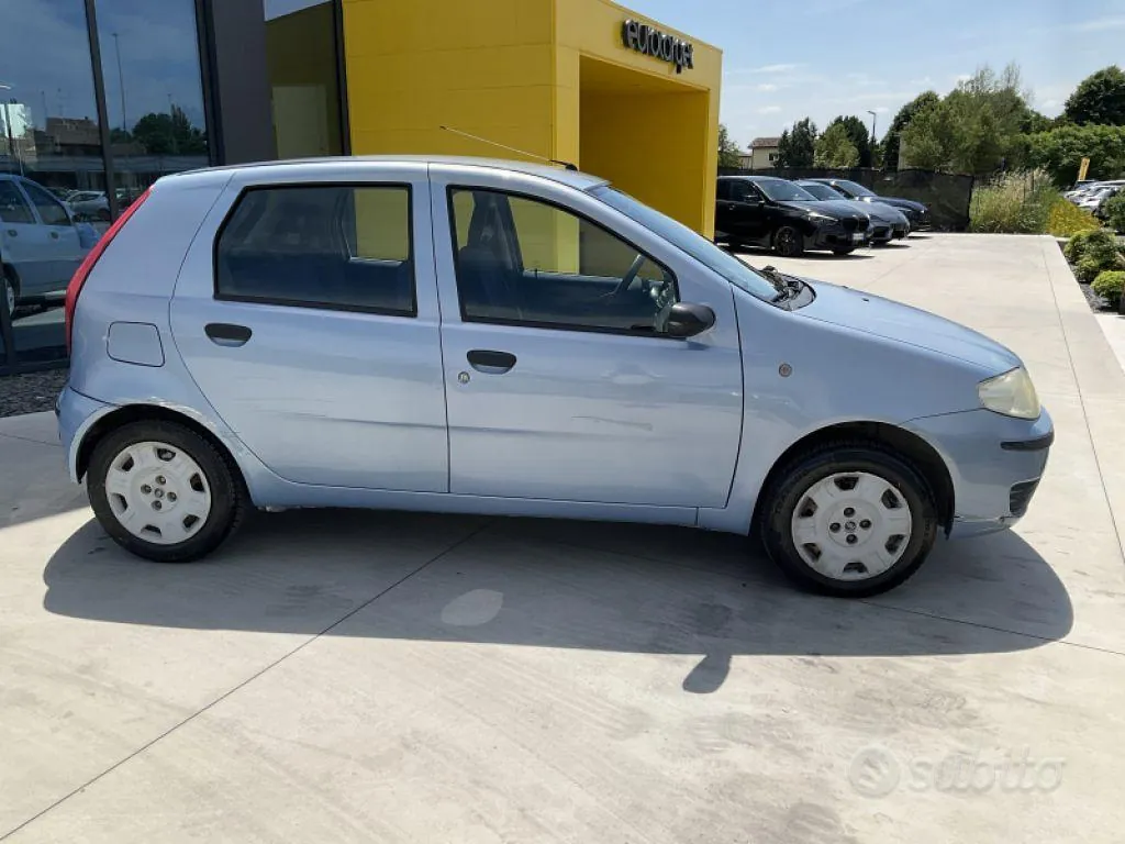 Fiat Punto 2004 photo 4