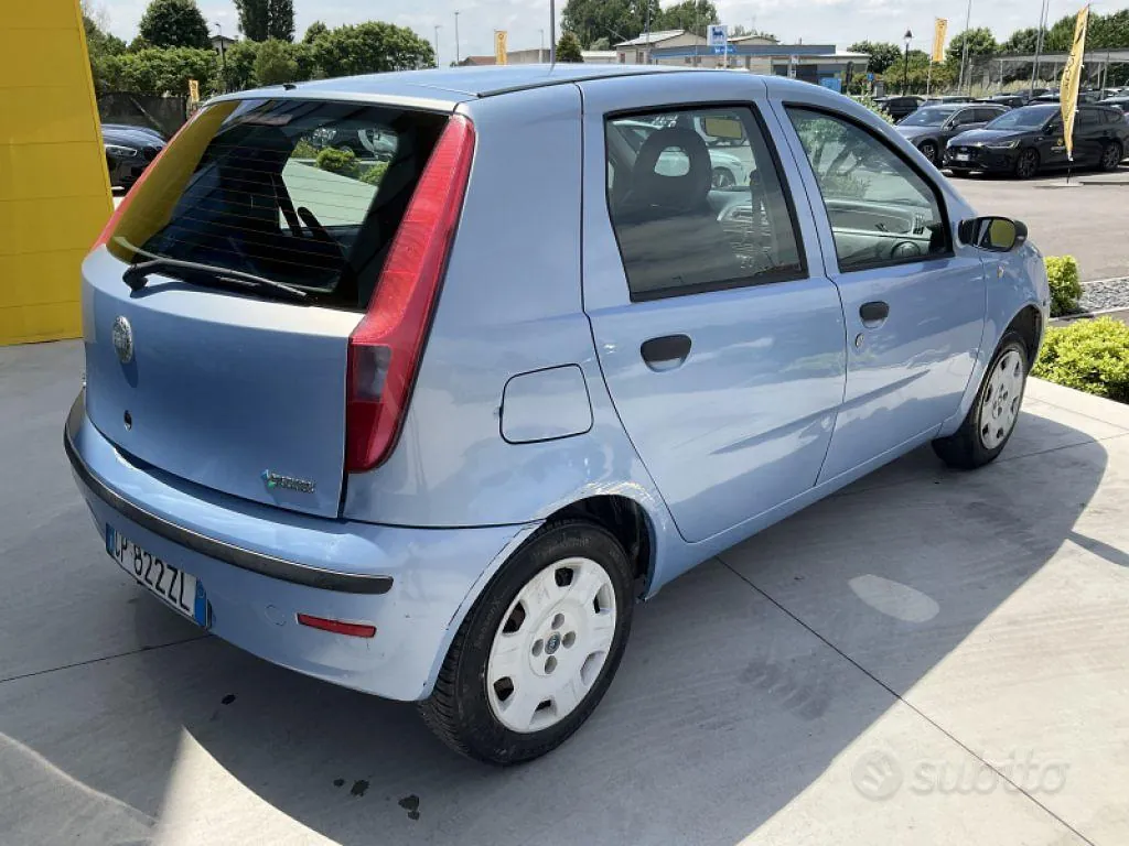 Fiat Punto 2004 photo 5