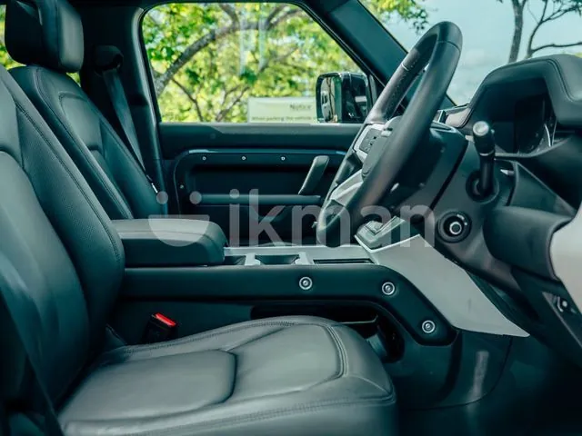 Land Rover Defender 2025 photo 3