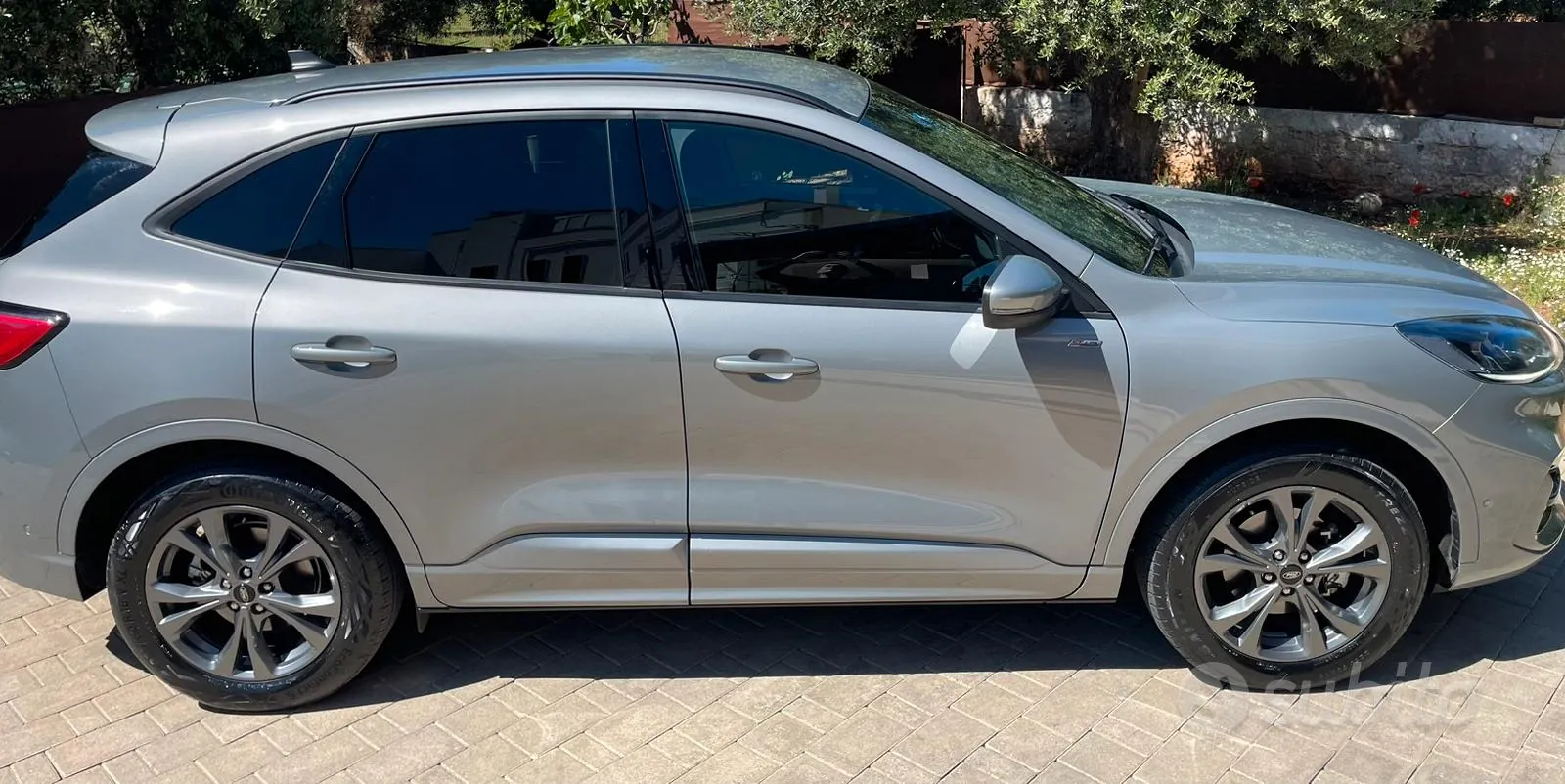 Ford Kuga 2023 photo 4