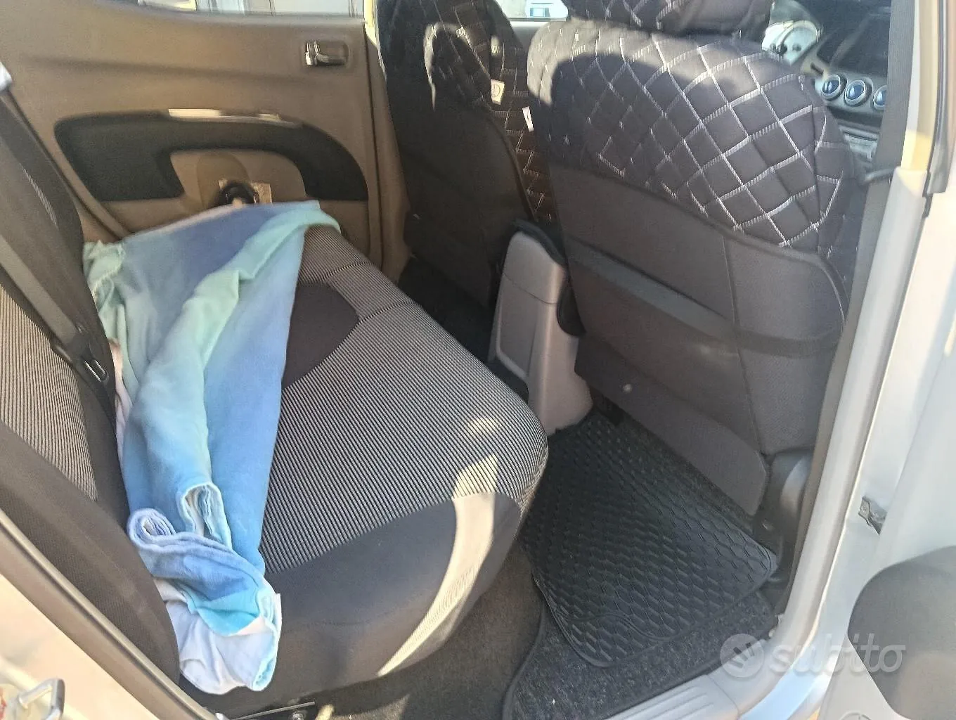 Mitsubishi L200 2006 photo 5