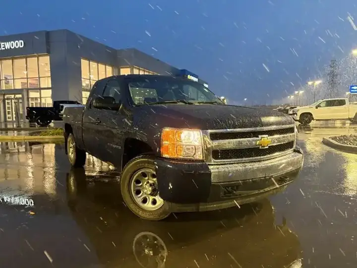 Chevrolet Silverado 1500 2008 photo 2