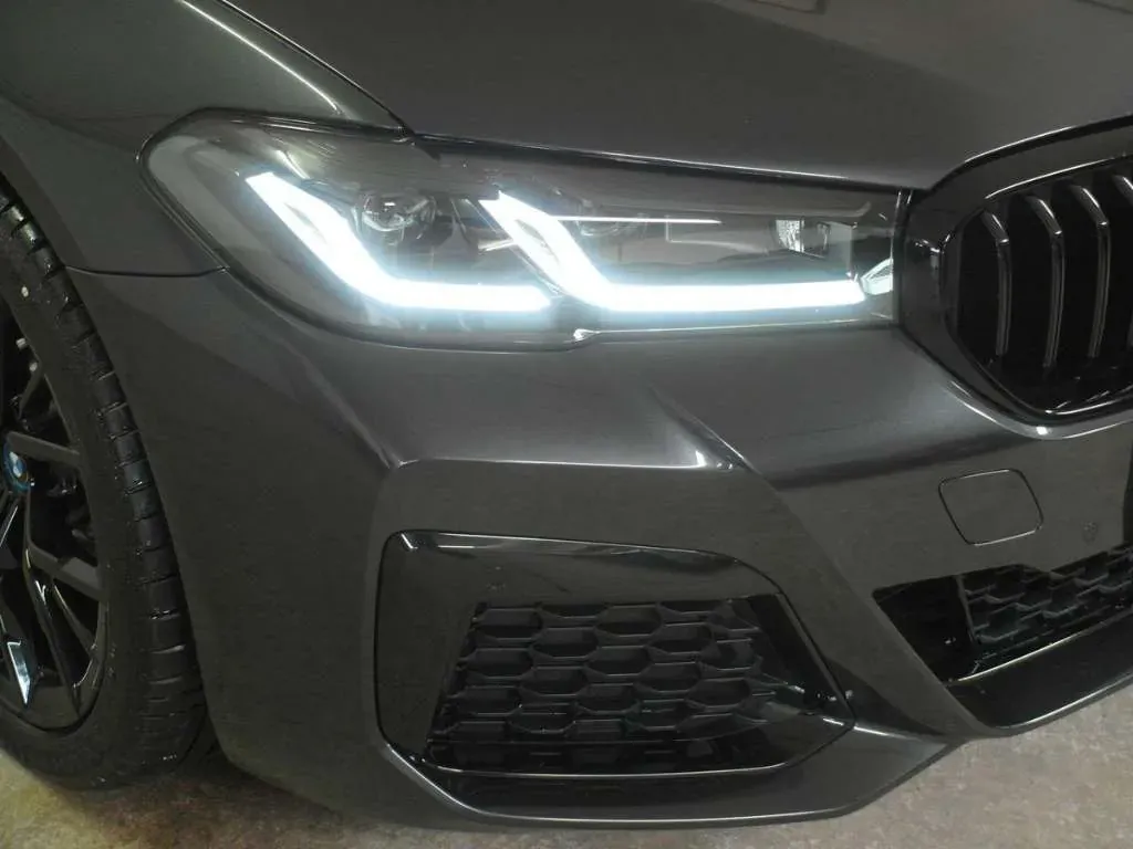 BMW 5 Series 2022 photo 3