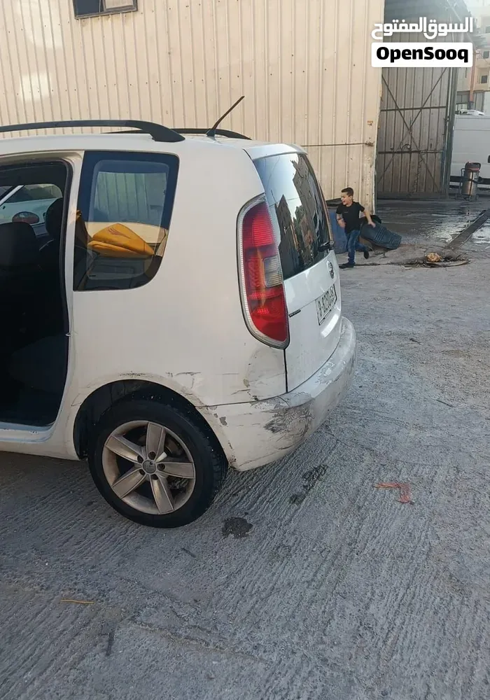 Skoda Roomster 2013 photo 4