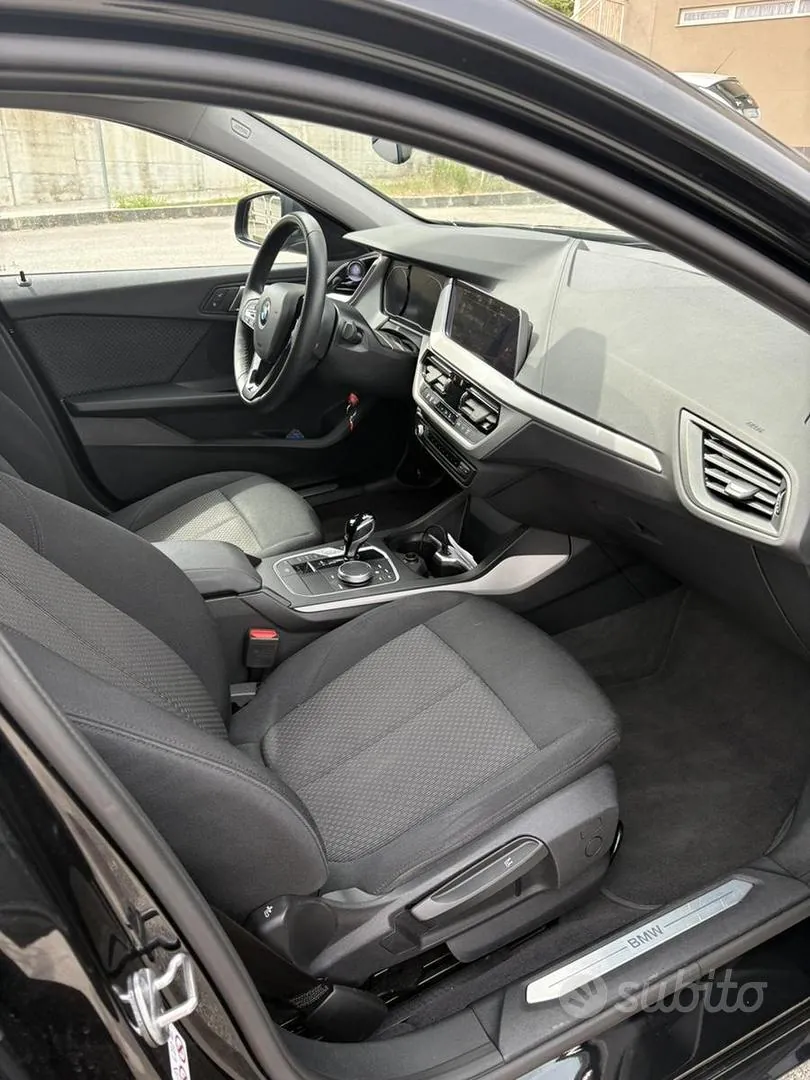 BMW 1 Series 2024 photo 4