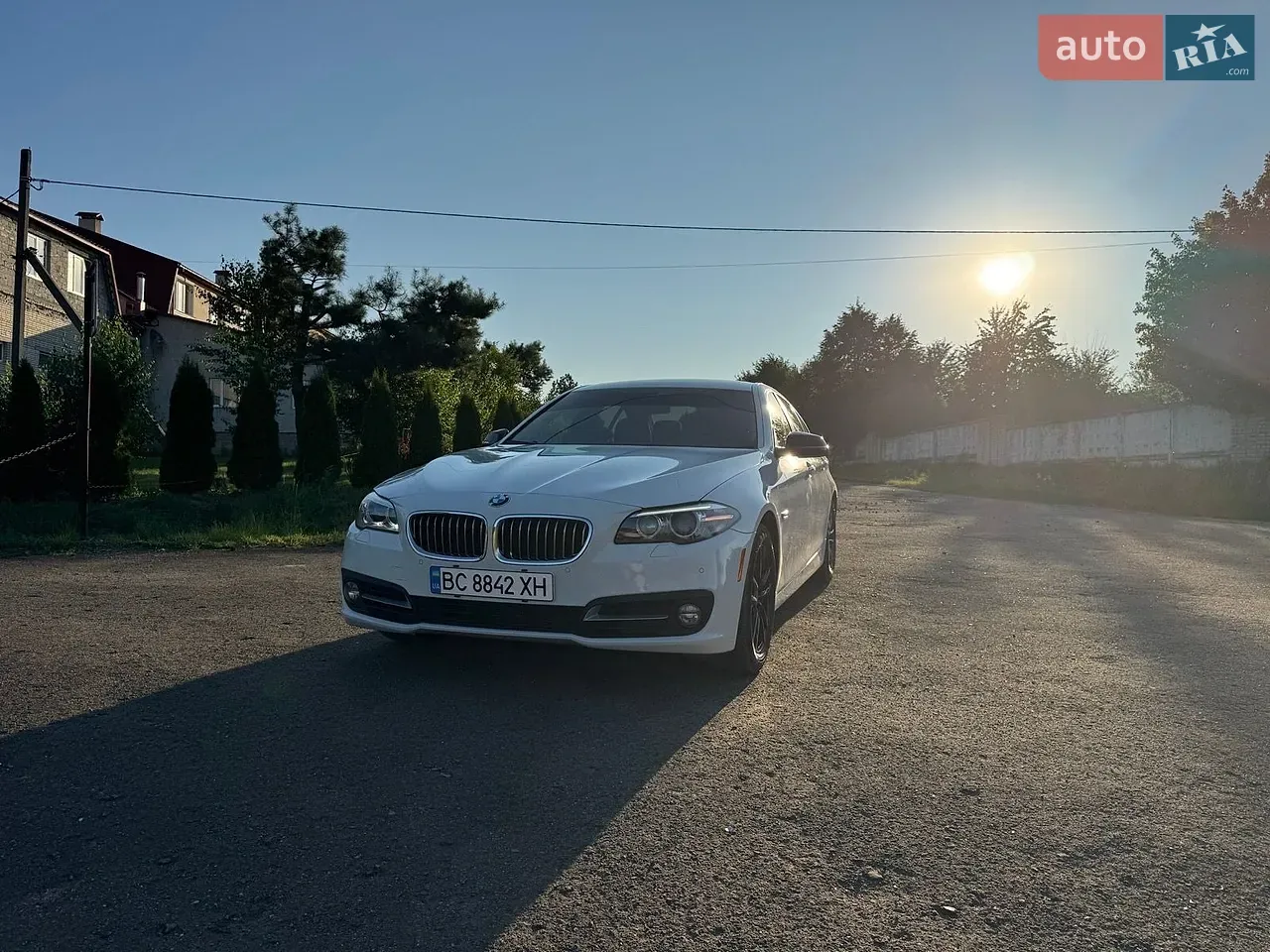 BMW 5 Series 2015 photo 2