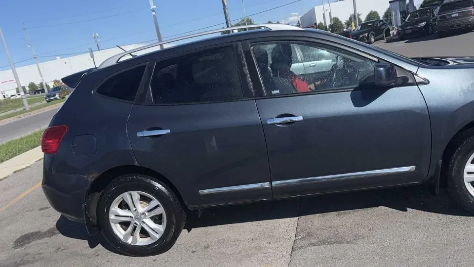 Nissan Rogue 2012 photo 2