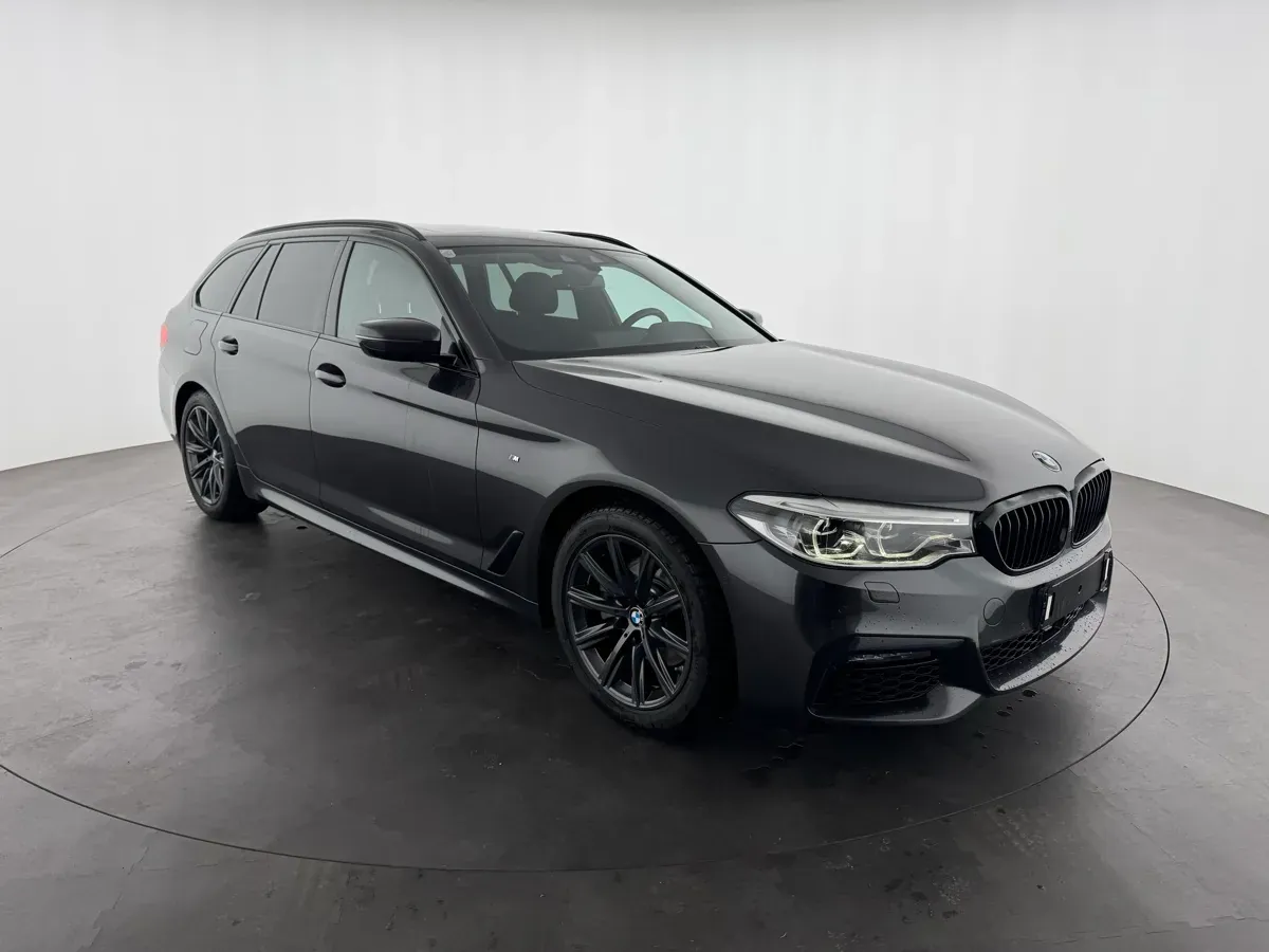 BMW 5 Series 2020 photo 2