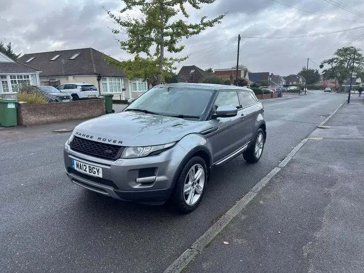 Land Rover Range Rover Evoque 2012 photo 3