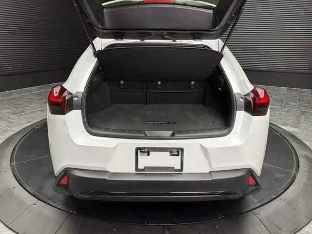 Lexus Ux 2025 photo 5