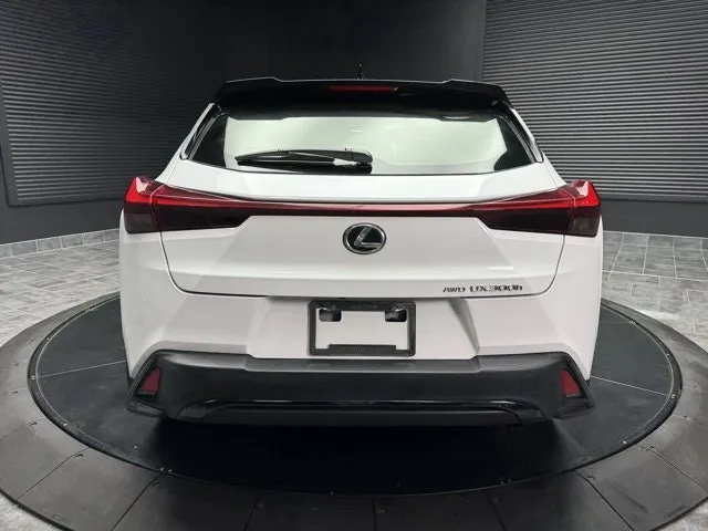 Lexus Ux 2025 photo 4