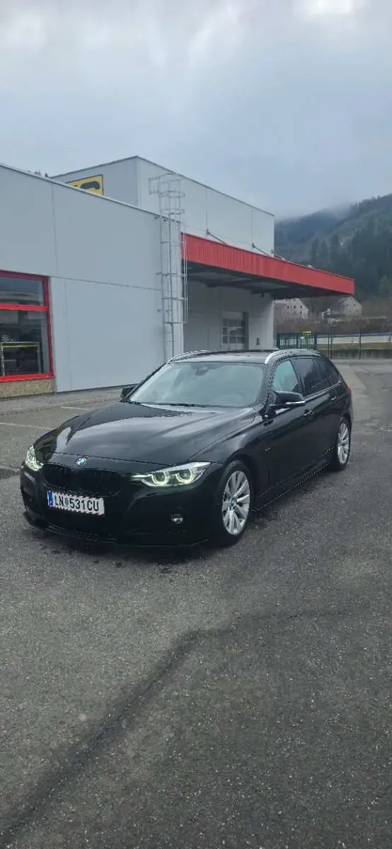 BMW 3 Series 2016 photo 2