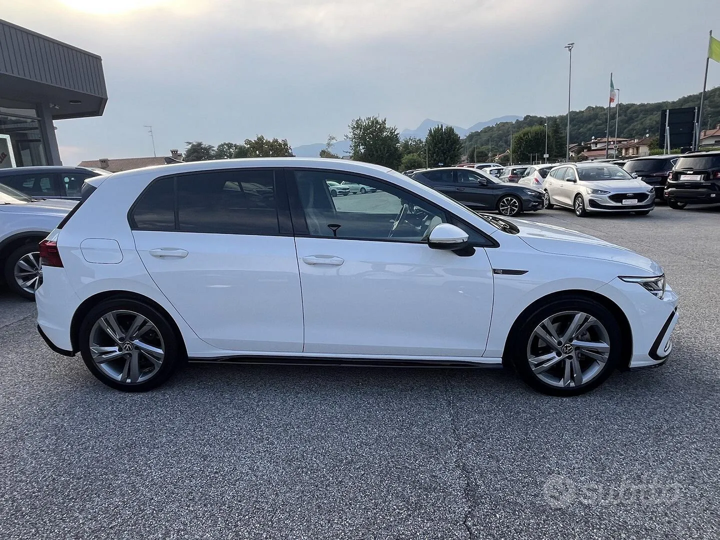 Volkswagen Golf 2022 photo 4