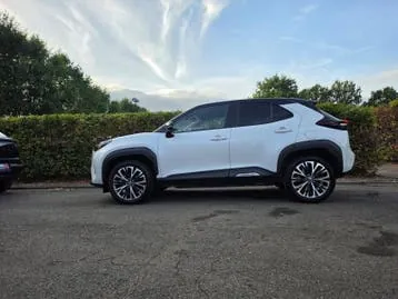 Toyota Yaris Cross 2023 photo 2