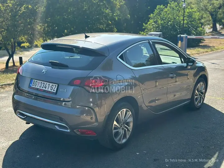DS Automobiles 4 2017 photo 3