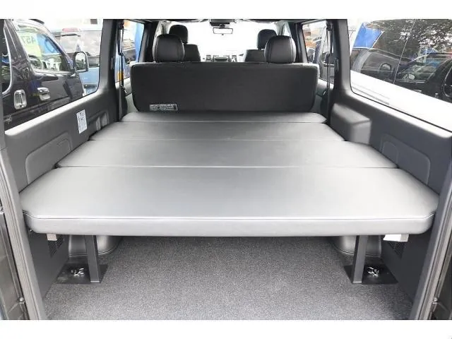 Toyota Hiace 2025 photo 5