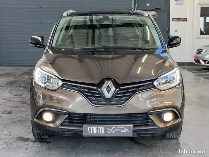Renault Grand Scenic 2017 photo 2