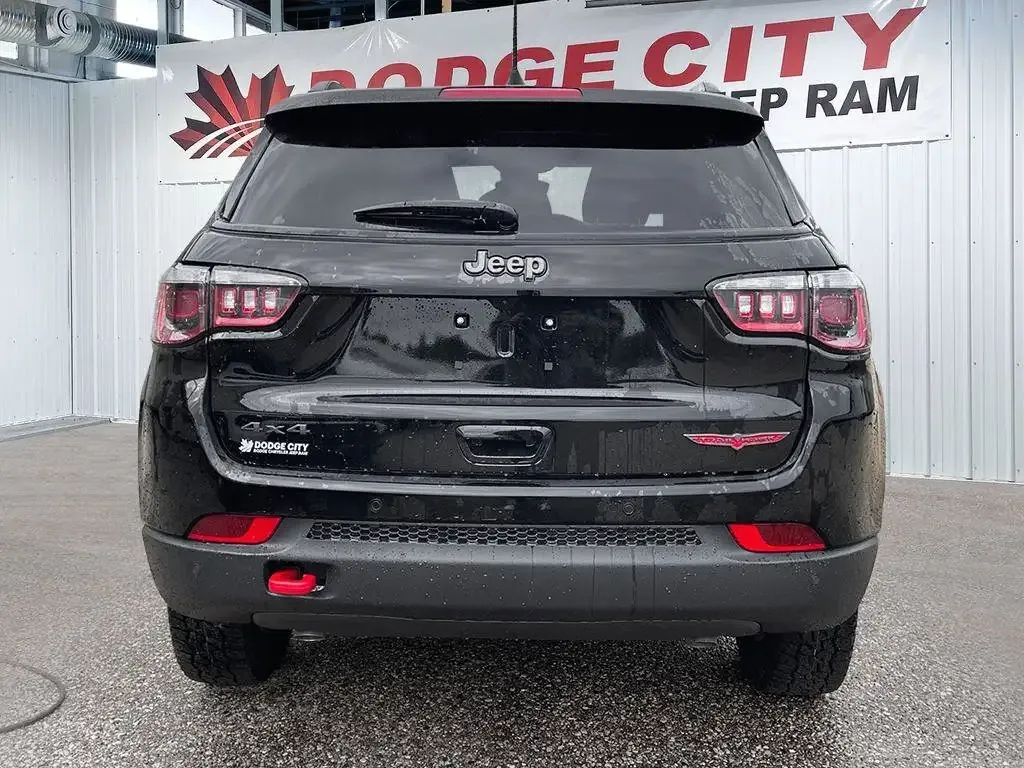 Jeep Compass 2026 photo 4