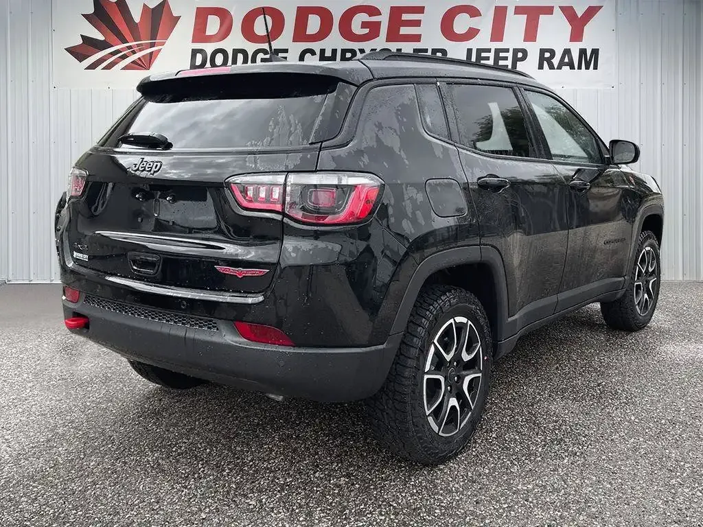 Jeep Compass 2026 photo 5