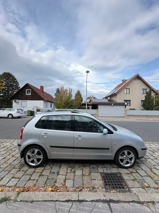 Volkswagen Polo 2002 photo 3