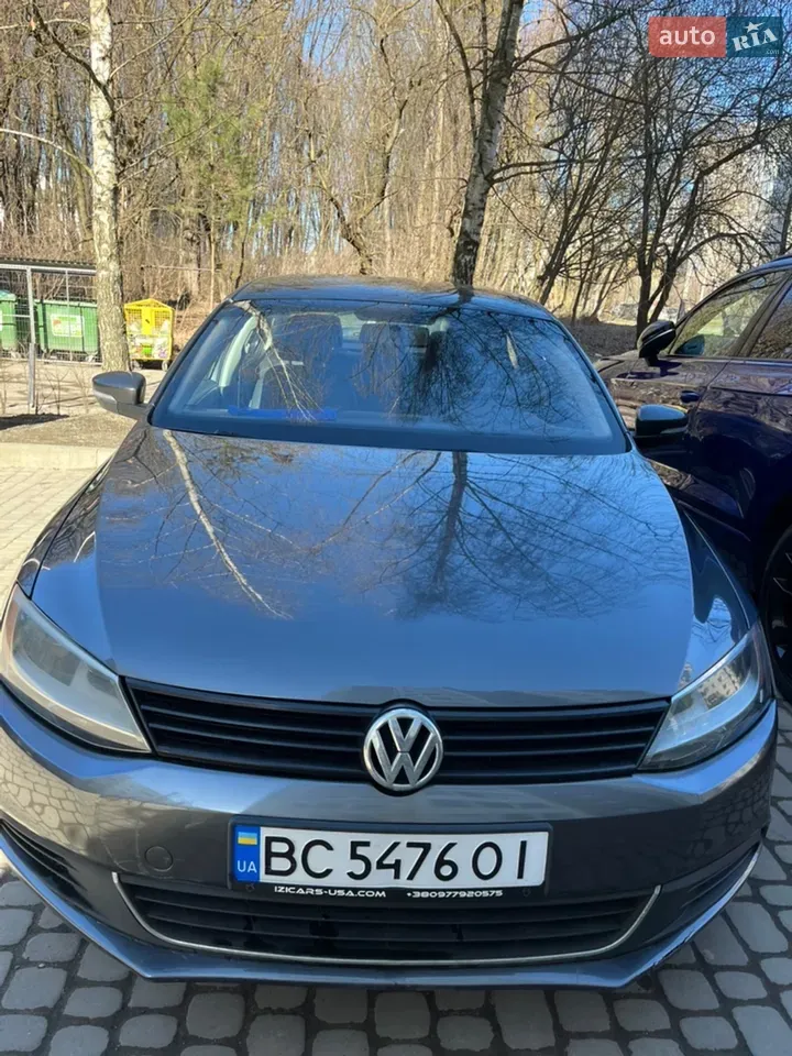 Volkswagen Jetta 2011 photo 2