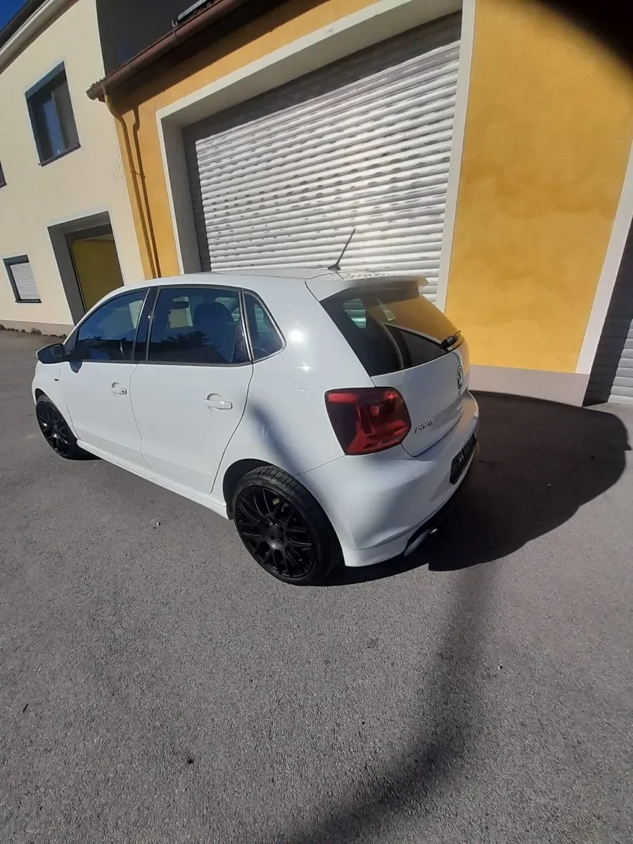 Volkswagen Polo 2015 photo 3