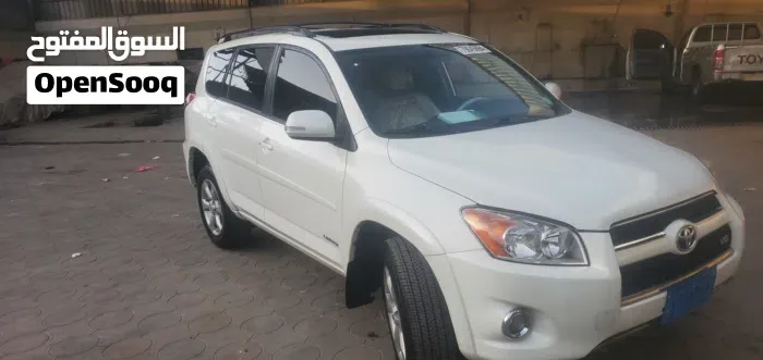Toyota Rav 4 2011 photo 2