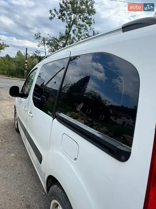 Citroen Berlingo 2011 photo 3