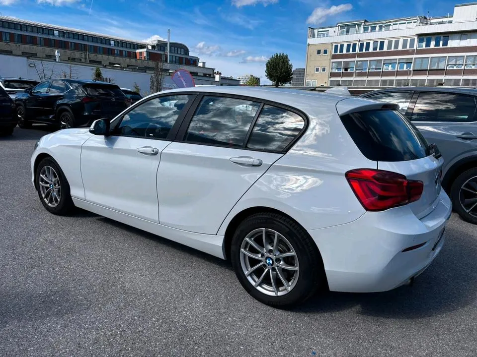 BMW 118I
