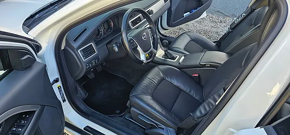 Volvo V70 2009 photo 3