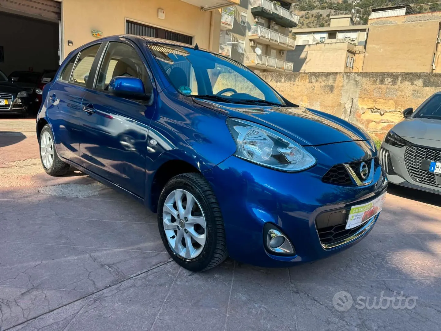 Nissan Micra 2015 photo 2