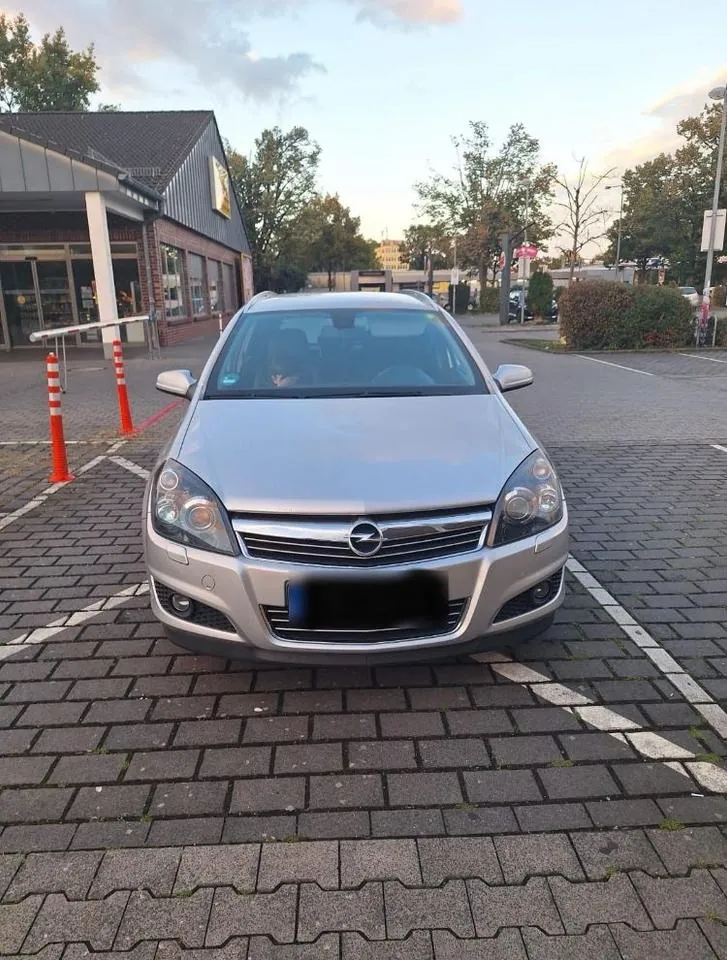 Opel Astra Caravan