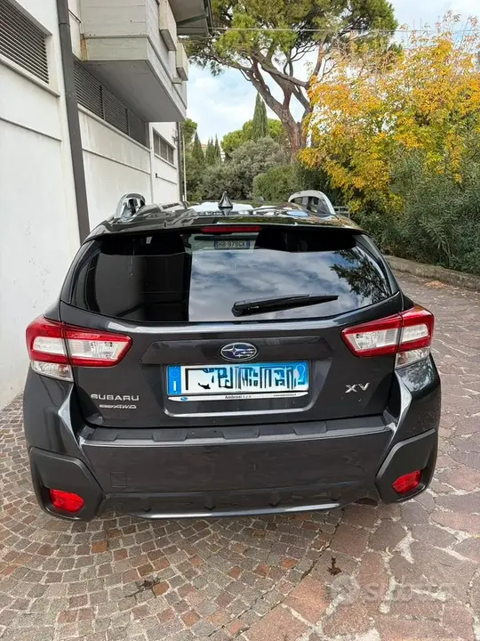 Subaru Xv 2019 photo 2