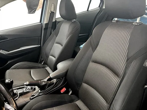 Mazda 3 2013 photo 5