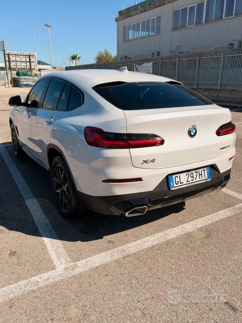 BMW X4 2022 photo 4