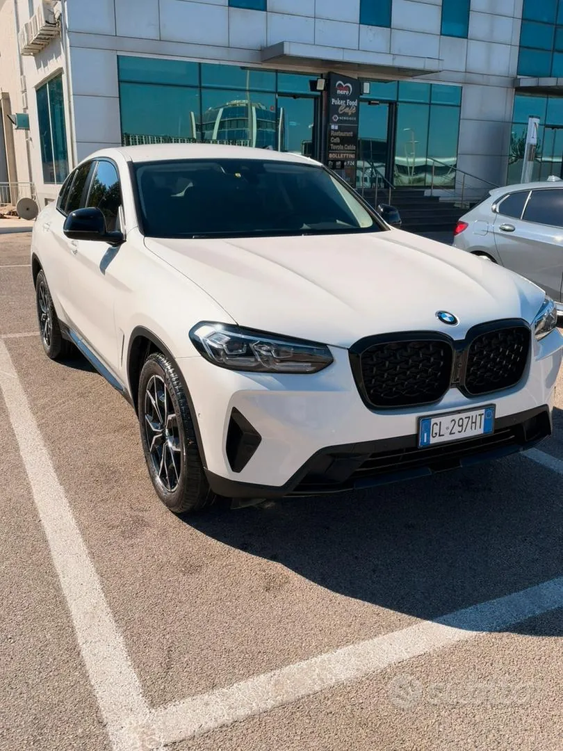 BMW X4 2022 photo 2