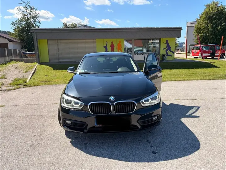 BMW 1 Series 2018 photo 2