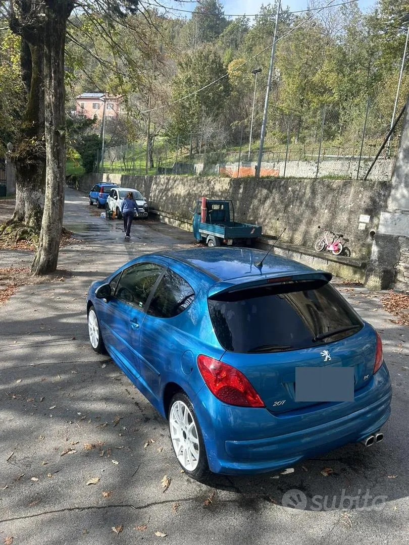 Peugeot 207 2009 photo 4
