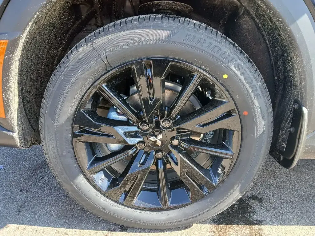 Mitsubishi Eclipse Cross 2026 photo 4